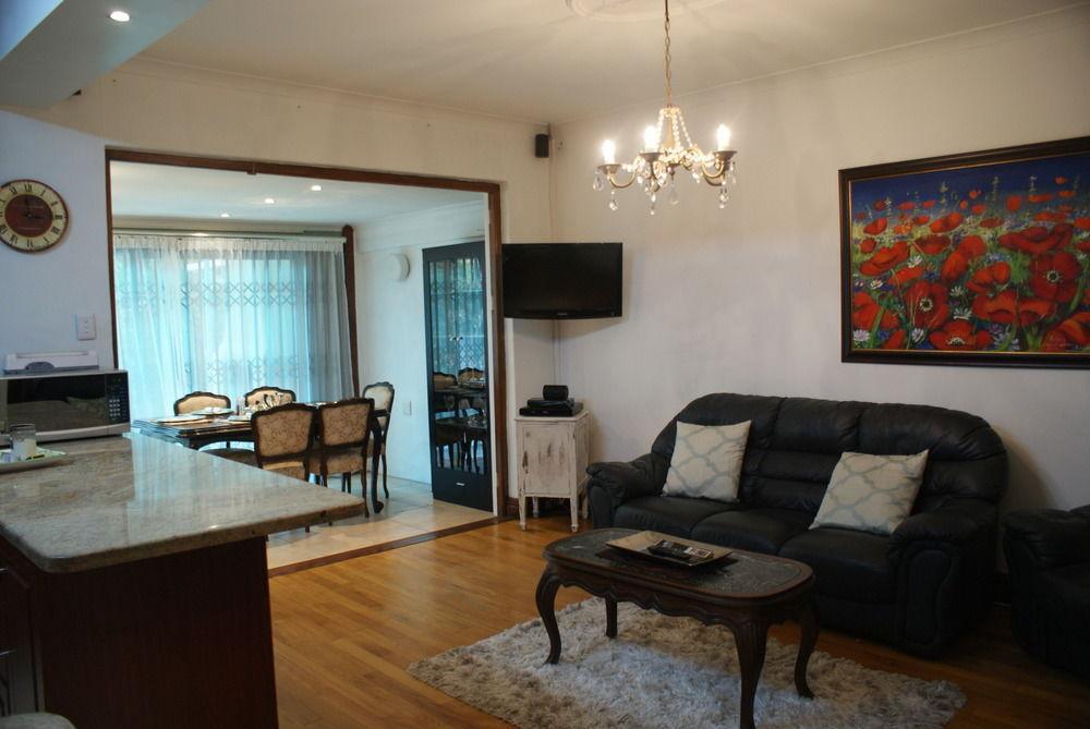 51 On Forest Drive เคปทาวน์ ภายนอก รูปภาพ